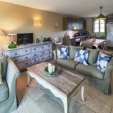 Cozy In Holiday home